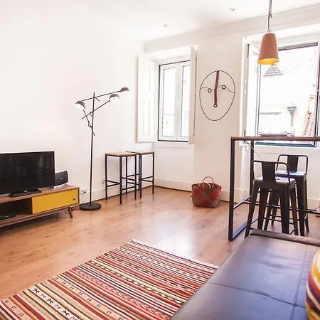 Bairro Alto Nicely Renovated Flat! Apartman *